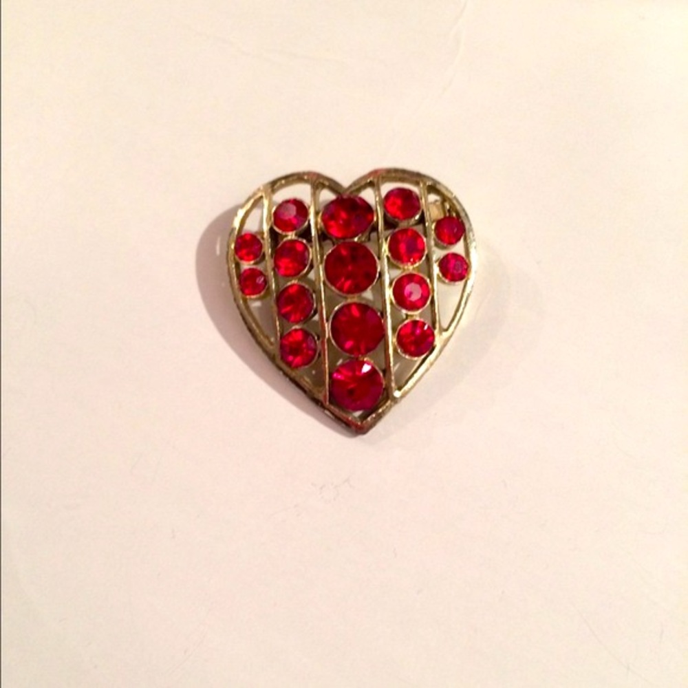 Vintage Heart Brooch
